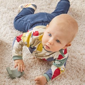 Completo MAYORAL invernale con felpa multicolore e pantalone felpa color jeans