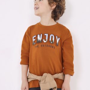 T-shirt MAYORAL manica lunga per bambino color mattone con scritta 3D