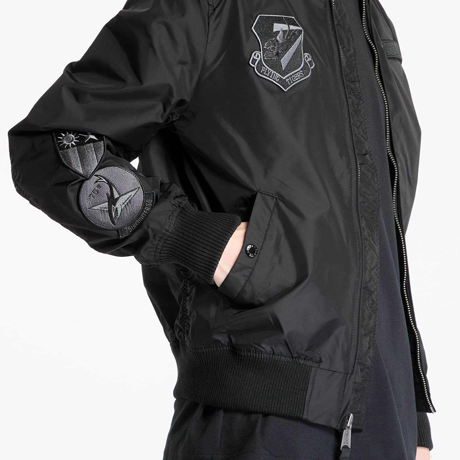 Alpha Industries uomo giubbino MA-1 TT X156129 03 black - immagine 5