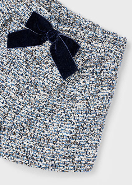 Completo MAYORAL per bambina, modello con pantaloncino blu fantasia beige e t-shirt abbinata - immagine 8