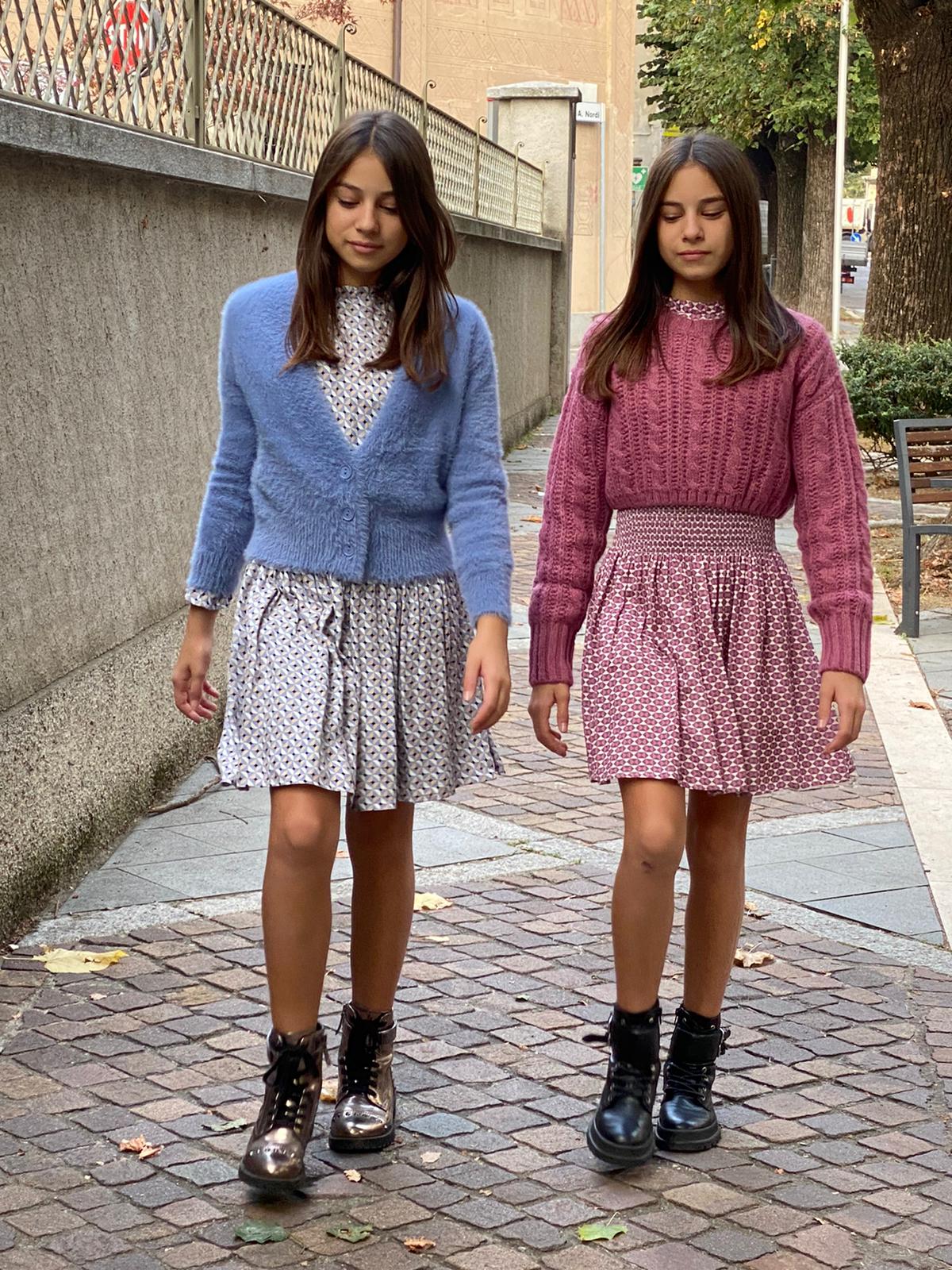 Abito IDO per ragazza color azzurro con motivo + maglioncino in pelliccetta color azzurro - immagine 3