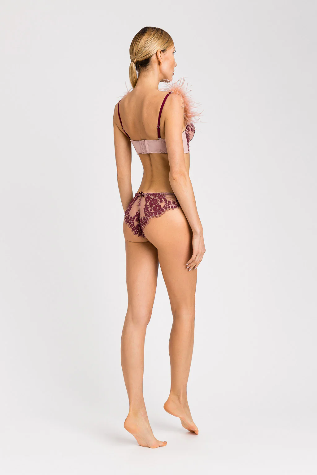 Reggiseno a balconcino in pizzo con piume Twinset - immagine 9