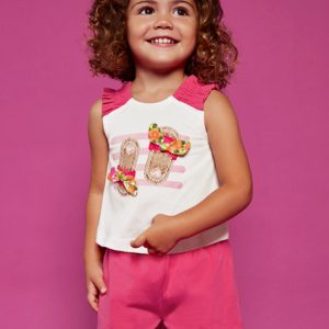 Completo MAYORAL per bambina con canotta bianca con stampa scarpette e pantaloncino fuxia