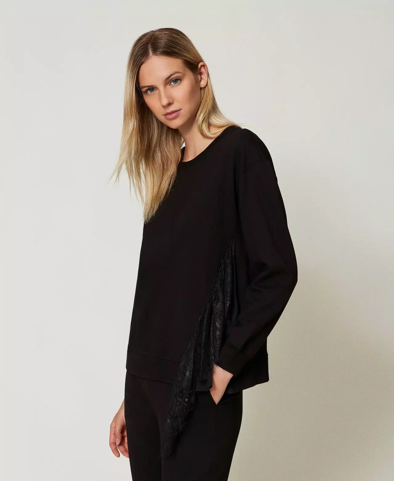 Felpa con inserto plissé e pizzo Twinset - immagine 4