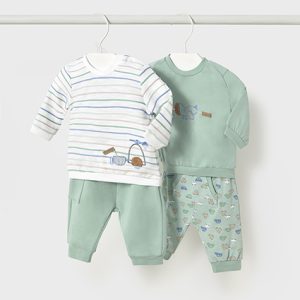 Set completi MAYORAL primaverili con felpine e pantaloncini giada abbinati