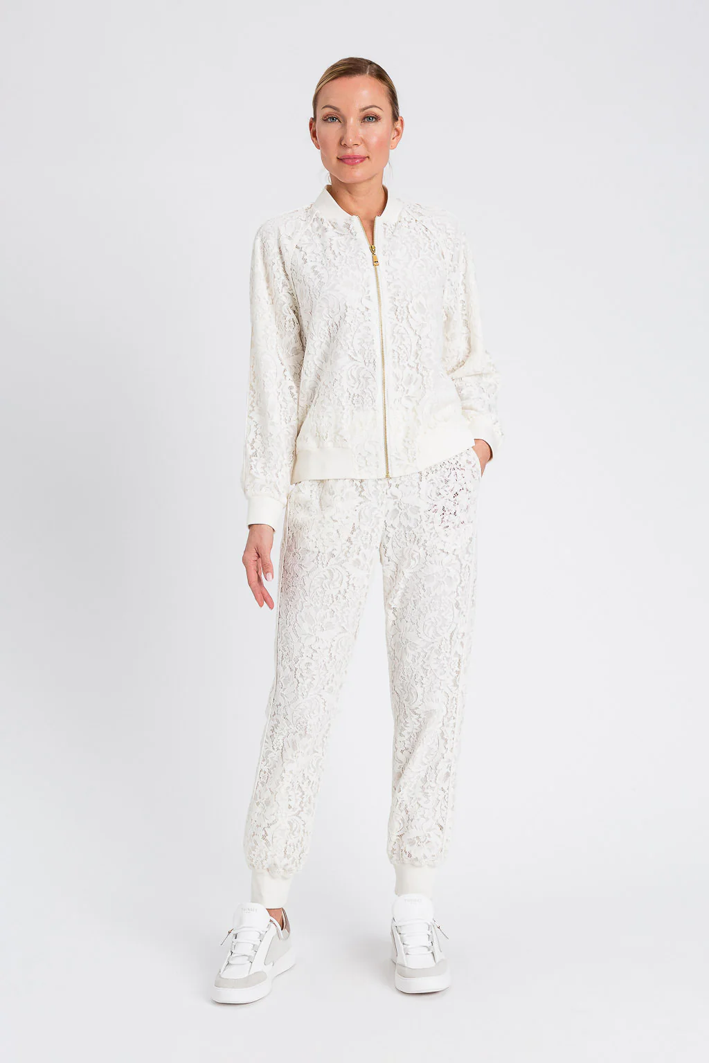 Pantaloni joggers in pizzo TWINSET - immagine 8