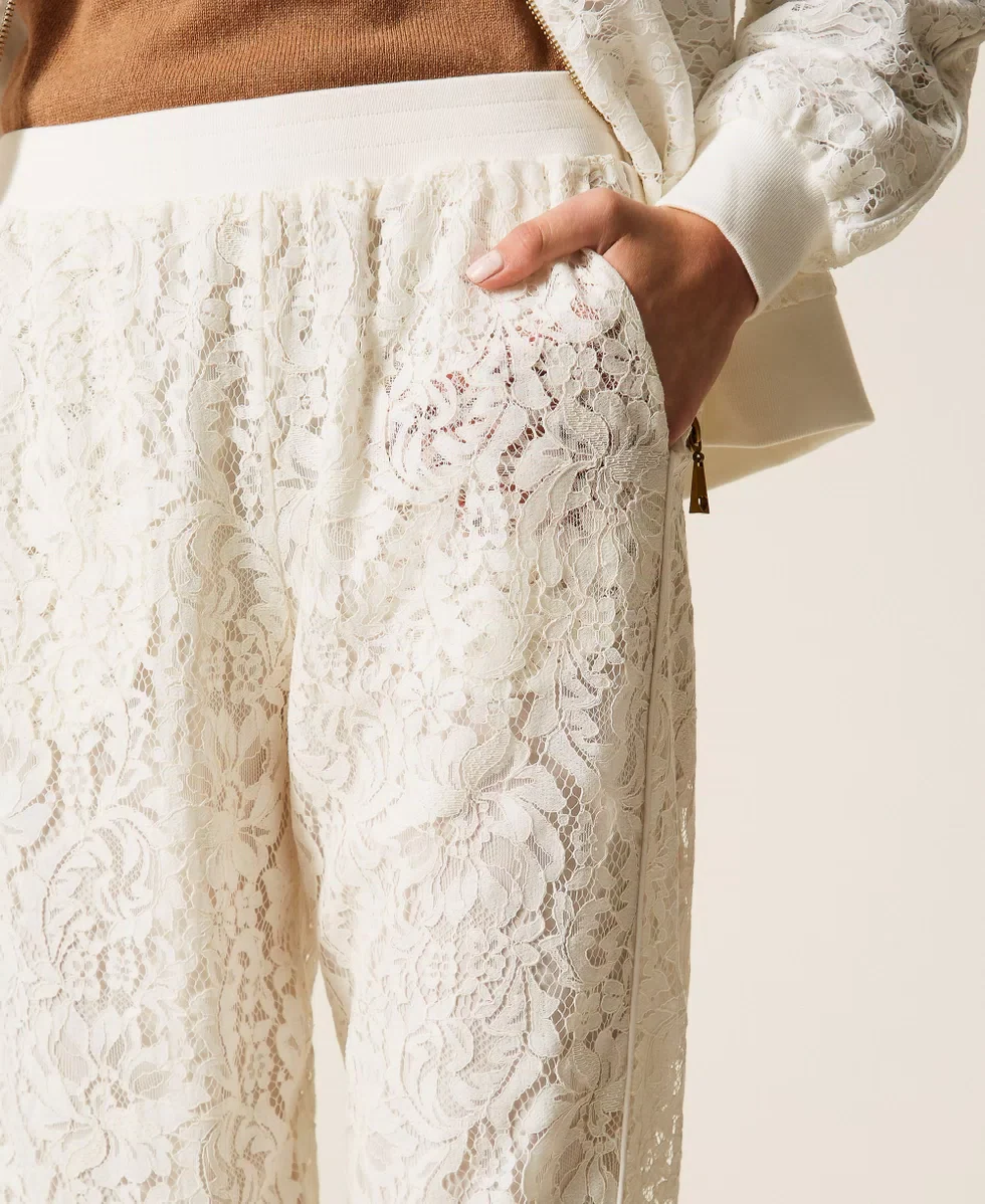 Pantaloni joggers in pizzo TWINSET - immagine 5