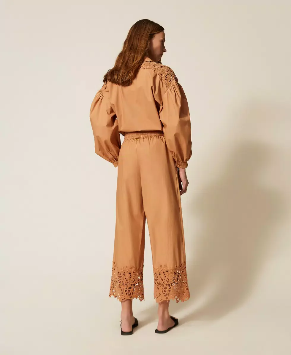 Pantaloni ampi in popeline con macramè Twinset - immagine 6