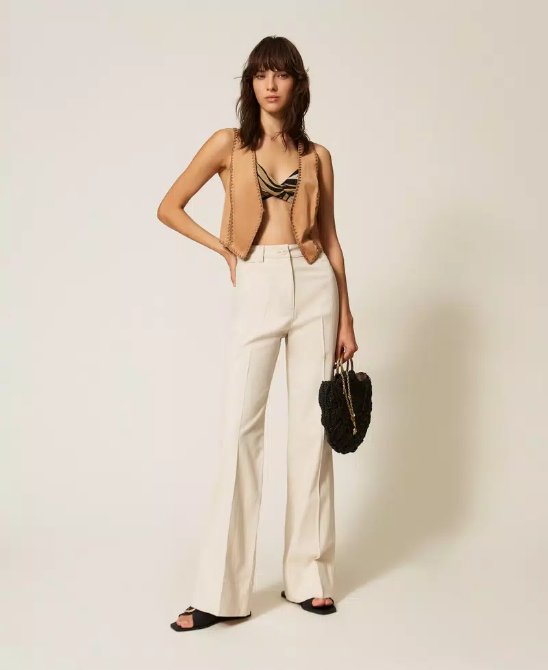 Gilet scamosciato con ricamo Twinset - immagine 5