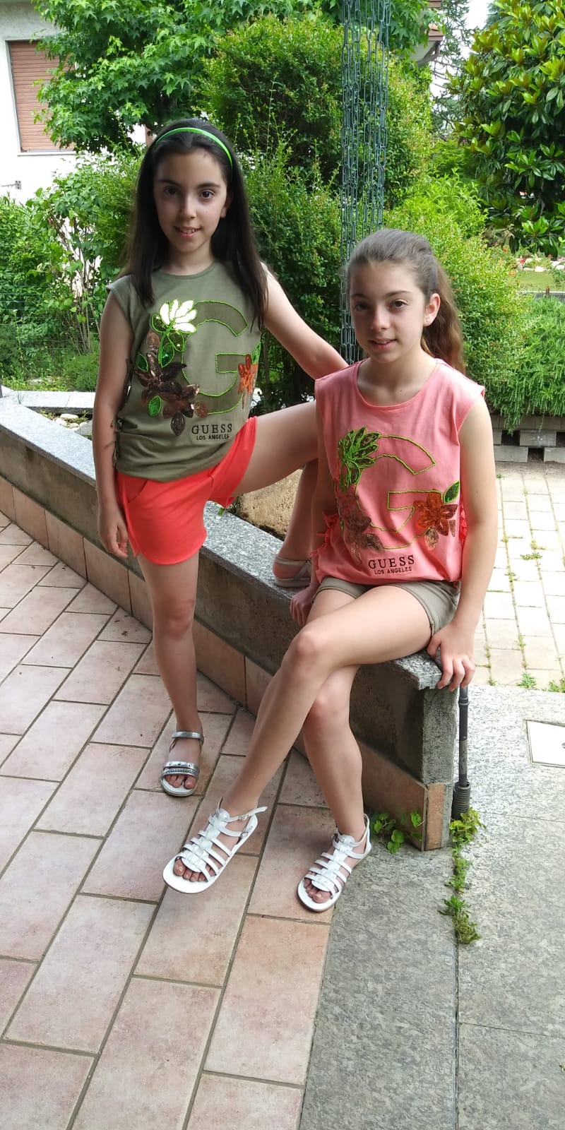 Canotta GUESS color arancio in cotone con perline e paillettes - immagine 4