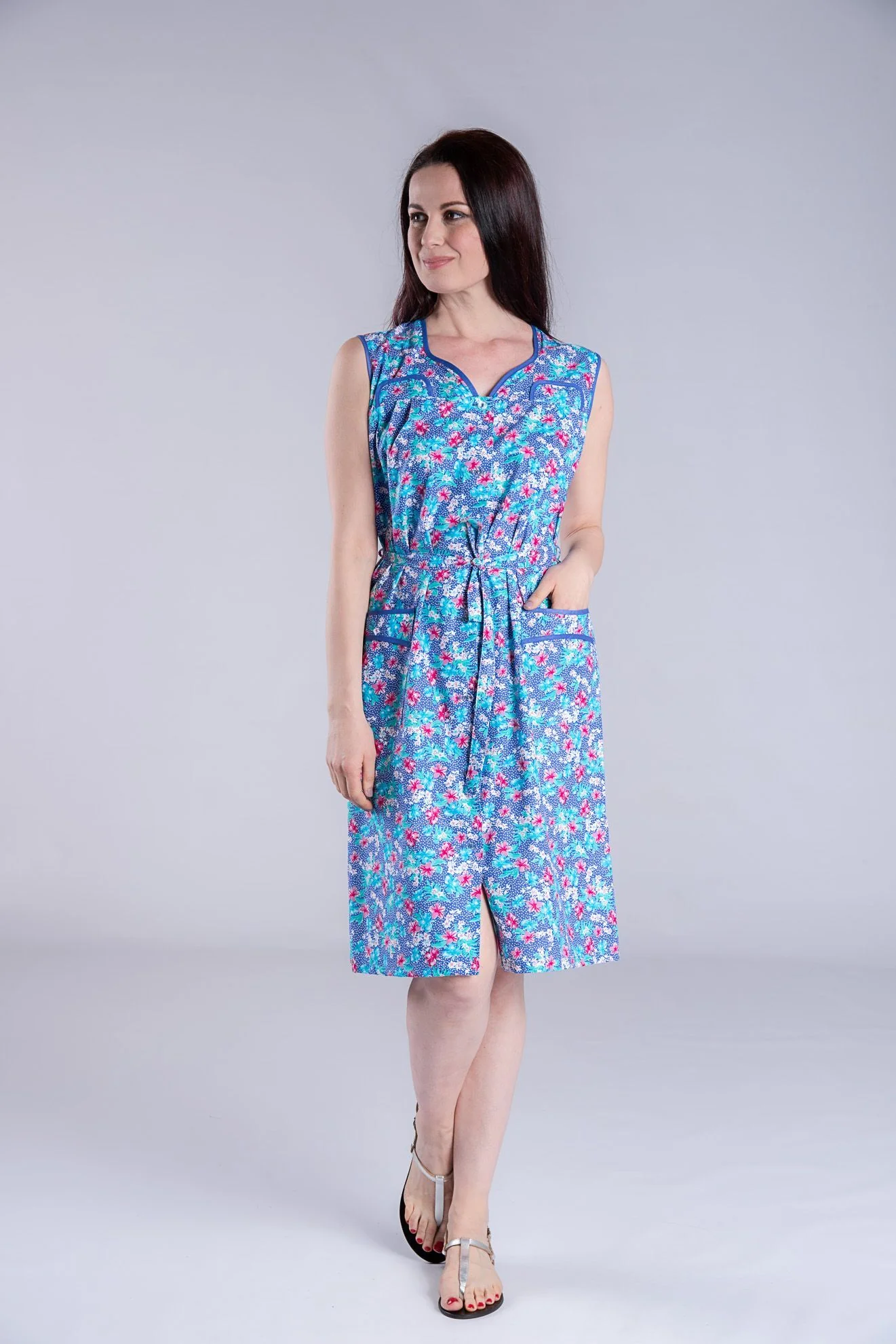 AERTRE Grembiule Copriabito Donna Lungo Senza Maniche Art. 1396