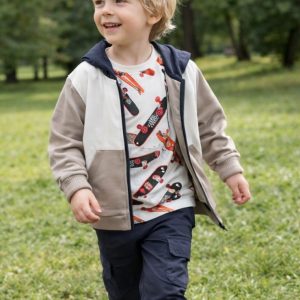 Completo  tuta MAYORAL primaverile con felpa, pantalone e t-shirt skateboards abbinata