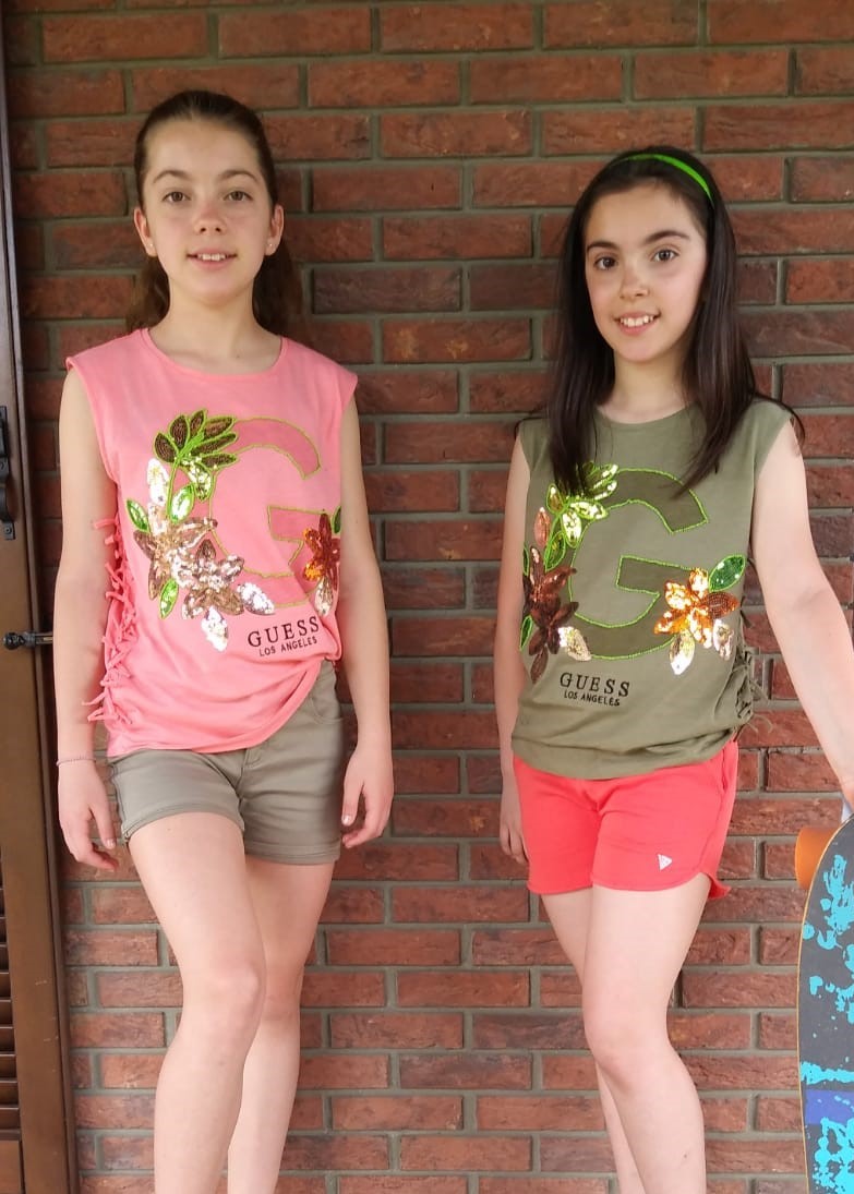 Canotta GUESS color arancio in cotone con perline e paillettes