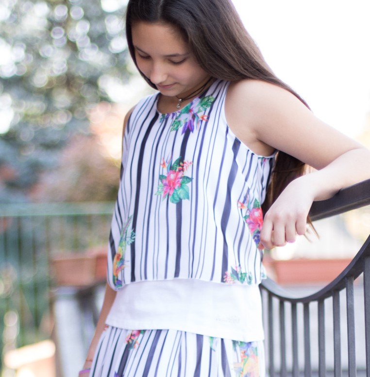 Completo Maelie by Rubacuori, leggero tessuto voile, gonna lunga con top - immagine 4