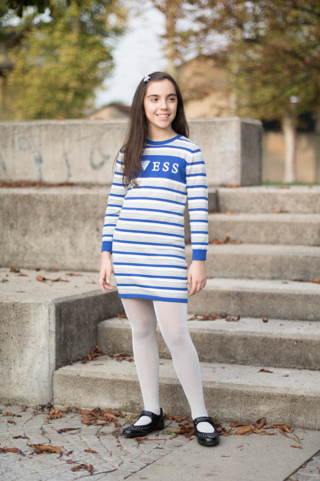 Abito GUESS a righe, logo frontale e inserti in lurex argento - immagine 5