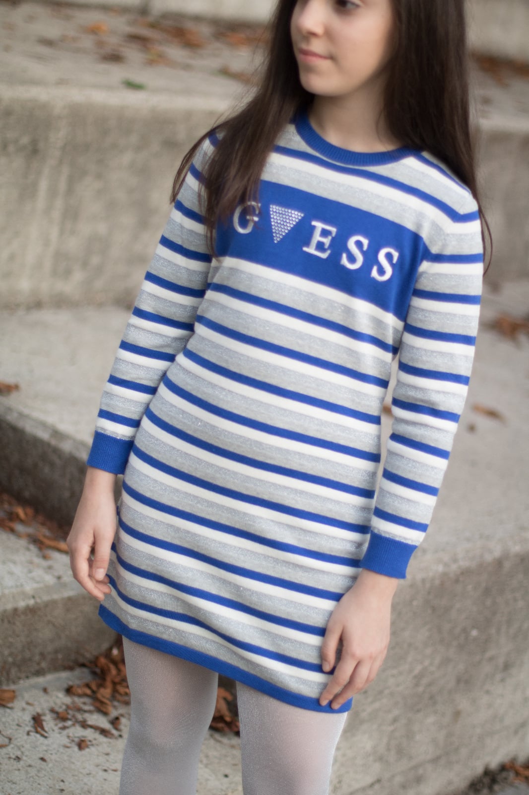 Abito GUESS a righe, logo frontale e inserti in lurex argento