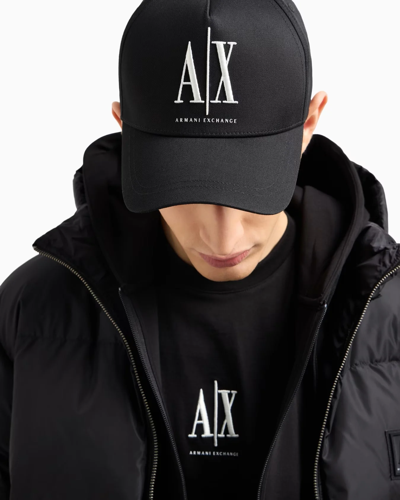 Armani Exchange cappello XM000811 AF13343 UC001 Nero - immagine 3