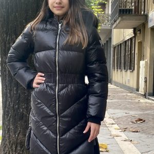 Cappotto piumino invernale GUESS, full zip e cappuccio, color nero VERA PIUMA