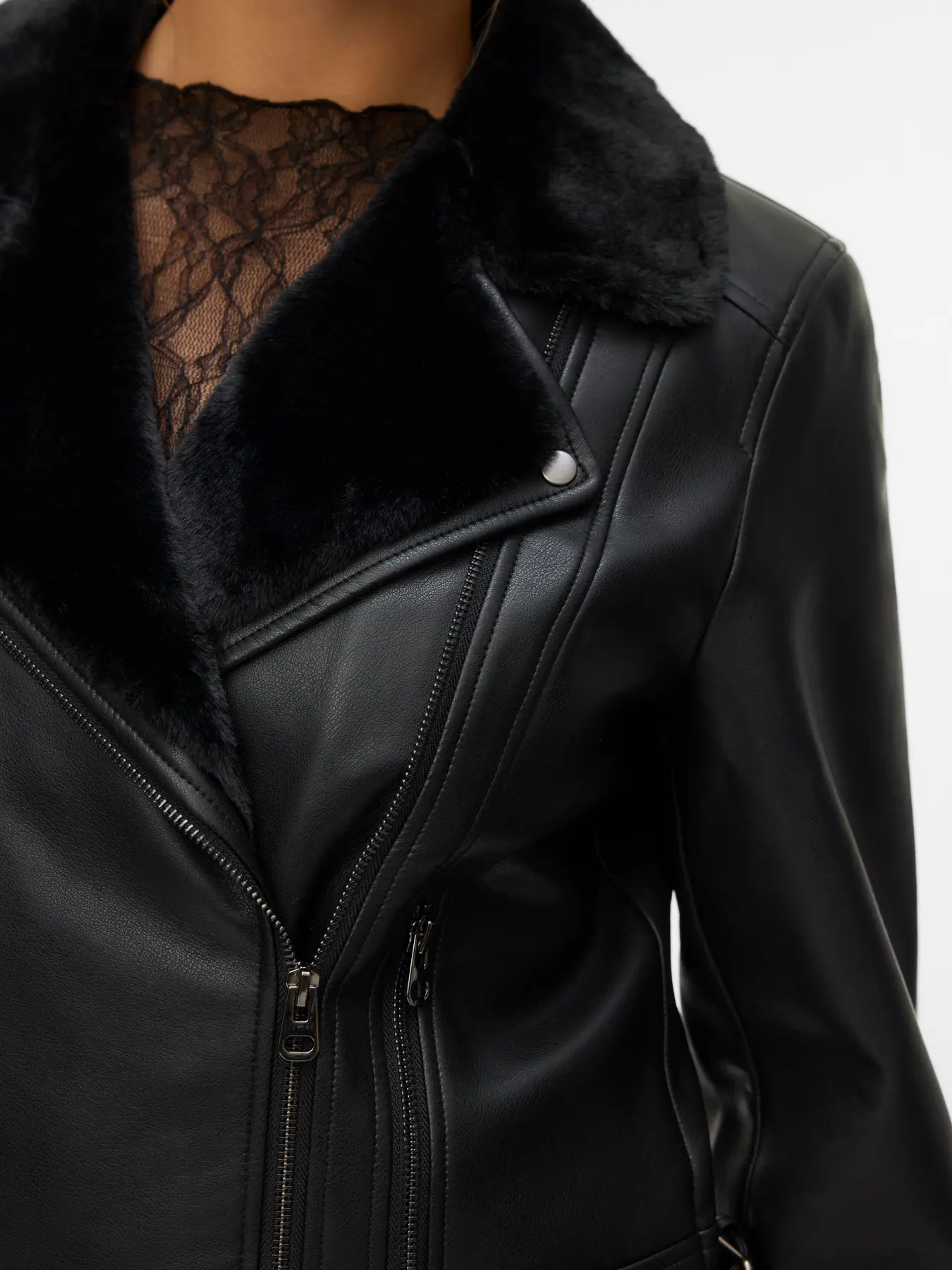 Vero Moda donna giubbino Hailey Short 10250405 Black - immagine 5